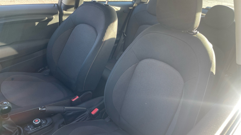 MINI Hatchback 1.5 Cooper 3dr Petrol Hatchback